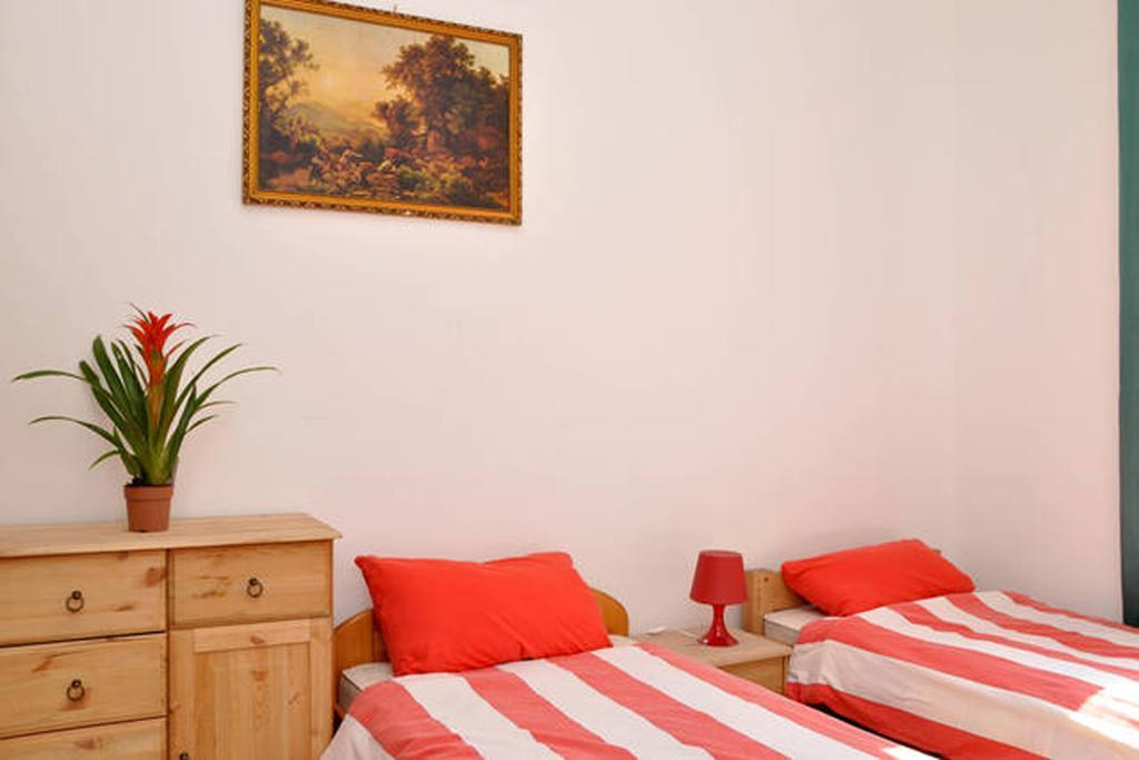 Yolo Hostelブダペスト 部屋 写真