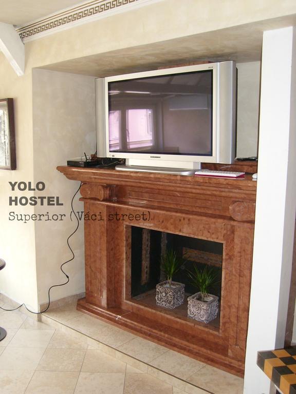 Yolo Hostelブダペスト エクステリア 写真