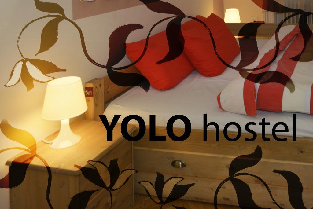 Yolo Hostelブダペスト エクステリア 写真