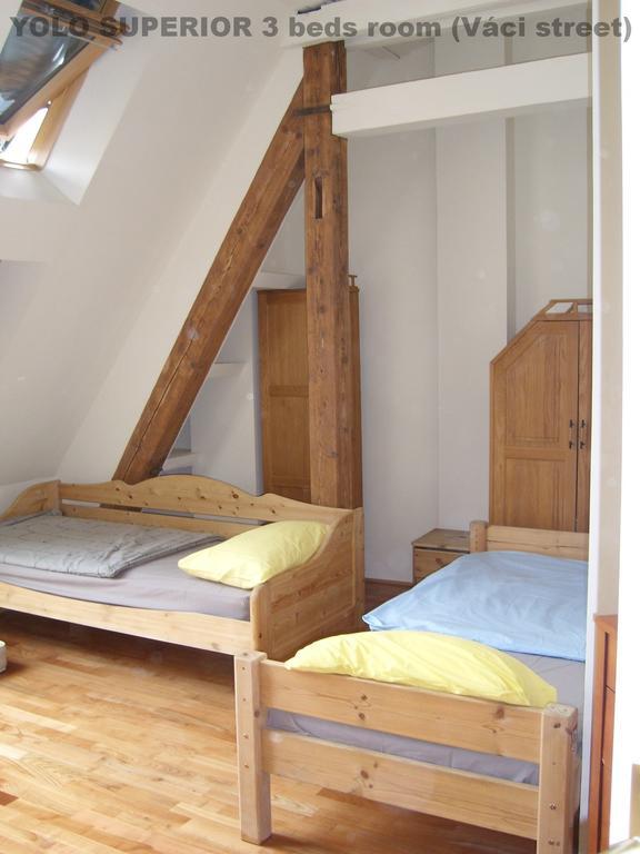 Yolo Hostelブダペスト エクステリア 写真